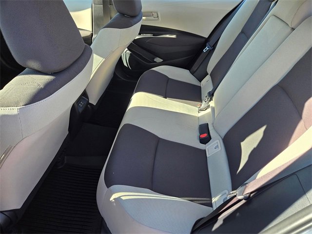 Used 2025 Toyota Corolla LE image 12