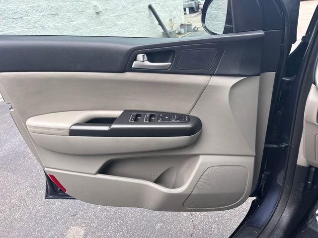 Used 2020 Kia Sportage S FWD image 19