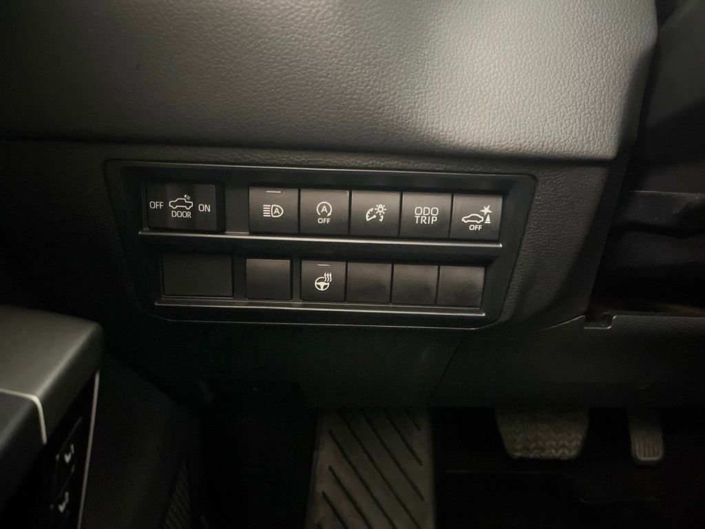 Used 2023 Toyota Tundra Limited AWD/4WD image 60