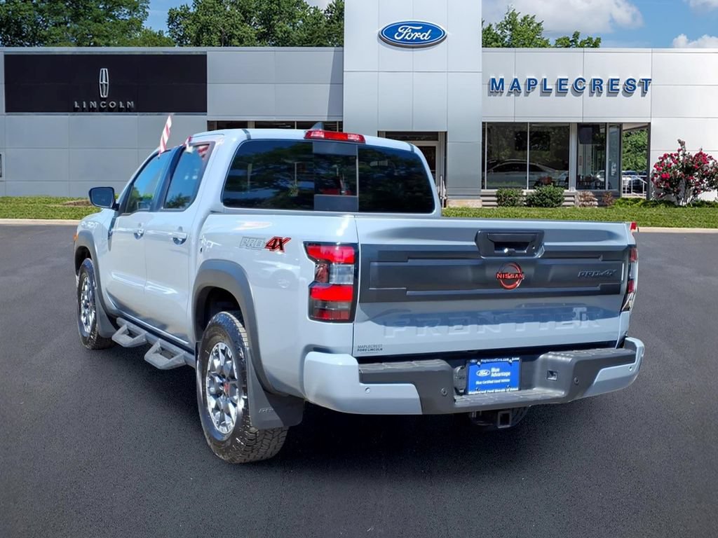Used 2025 Nissan Frontier PRO-4X w/ Tow Package AWD/4WD image 3