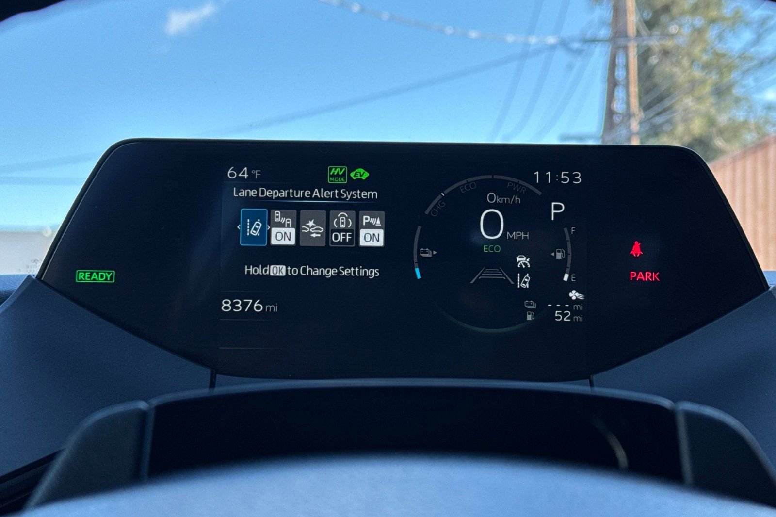 Used 2025 Toyota Prius Plug-In Hybrid image 28