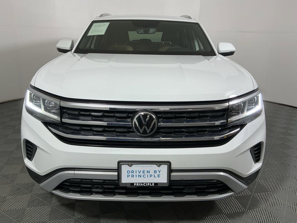 Used 2023 Volkswagen Atlas Cross Sport SE image 3
