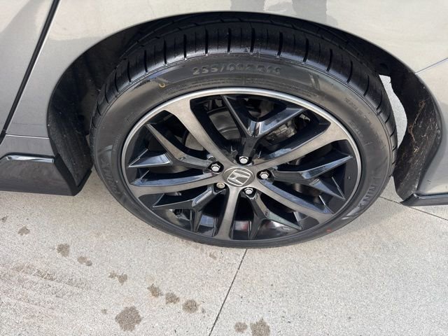 Used 2021 Honda Civic Sport image 12