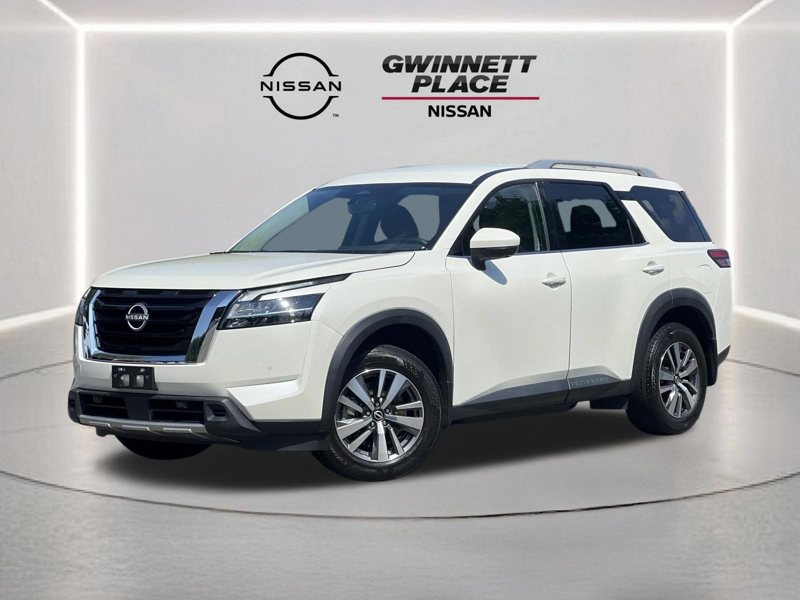 Used 2024 Nissan Pathfinder SL AWD/4WD video 1