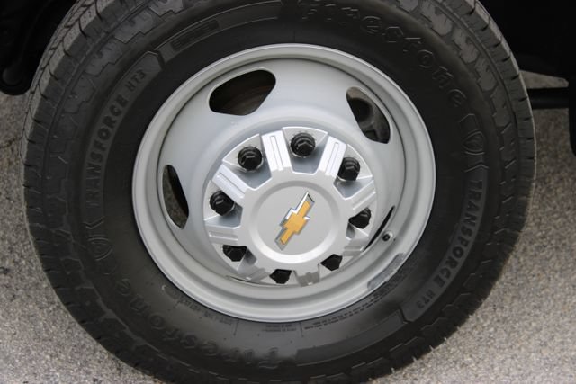 Used 2025 Chevrolet Silverado 3500 W/T w/ WT Convenience Package AWD/4WD image 28