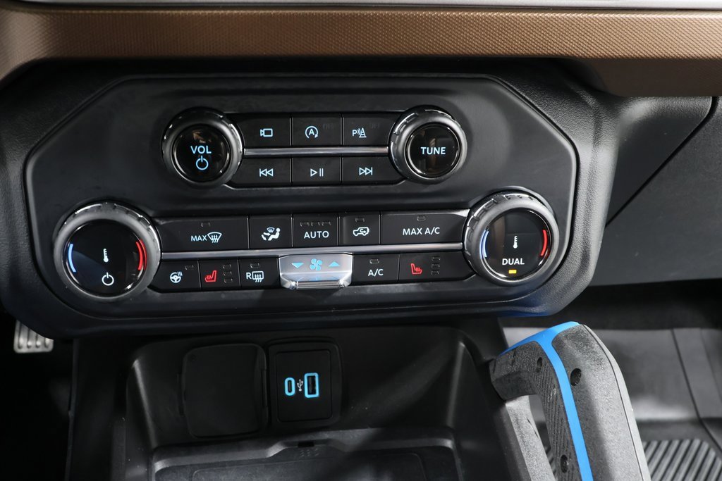 Used 2022 Ford Bronco Outer Banks image 9