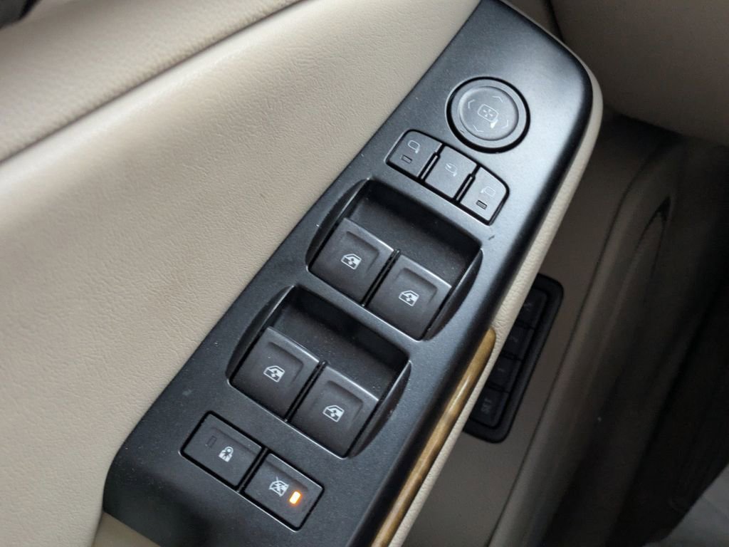 Used 2017 GMC Yukon Denali w/ Open Road Package image 30