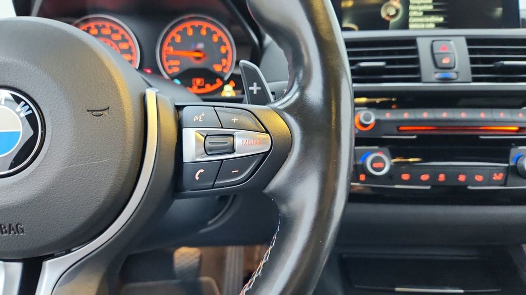 Used 2016 BMW M2 image 29