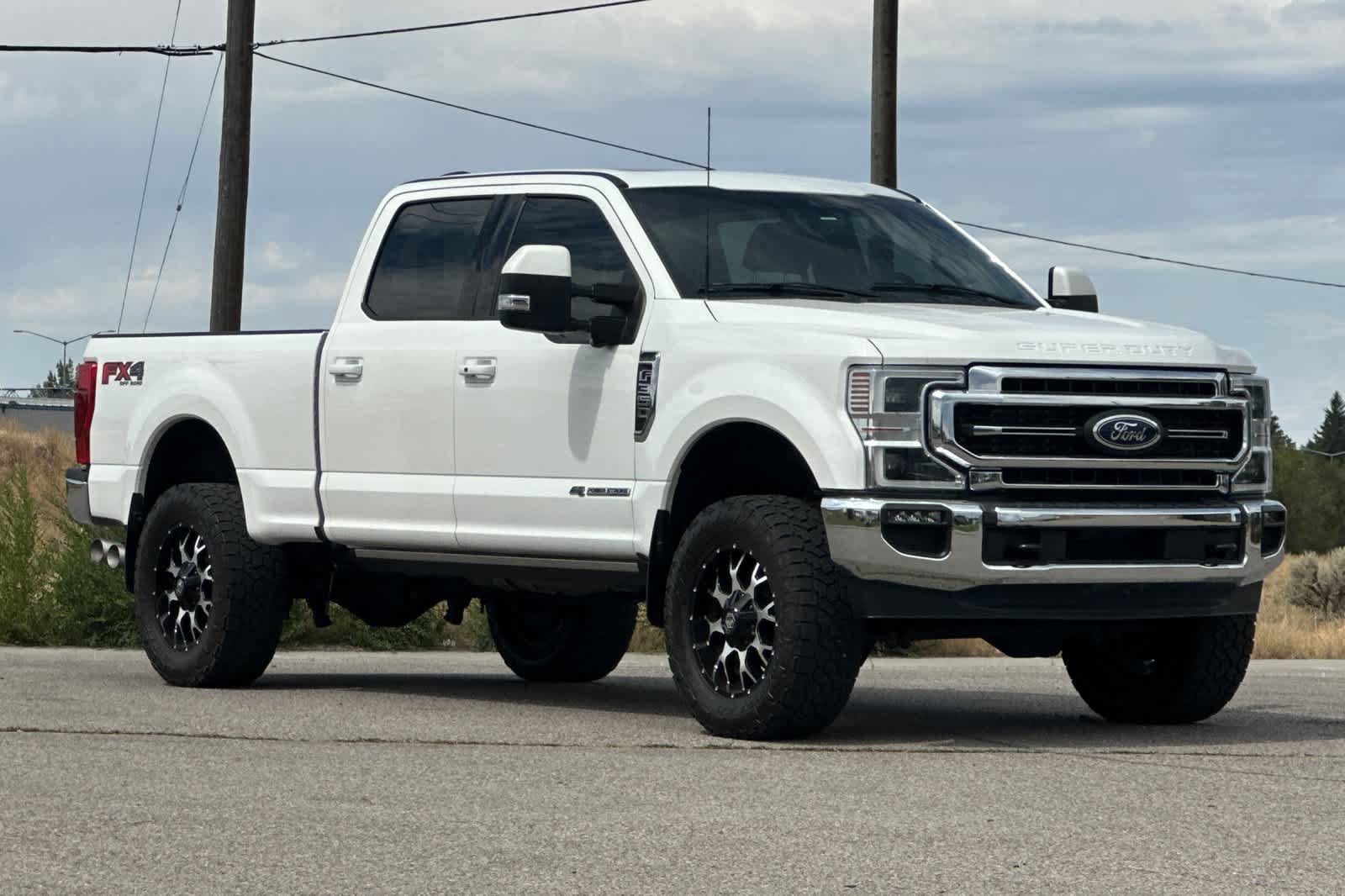 Certified 2022 Ford F350 Lariat w/ Lariat Ultimate Package AWD/4WD image 9