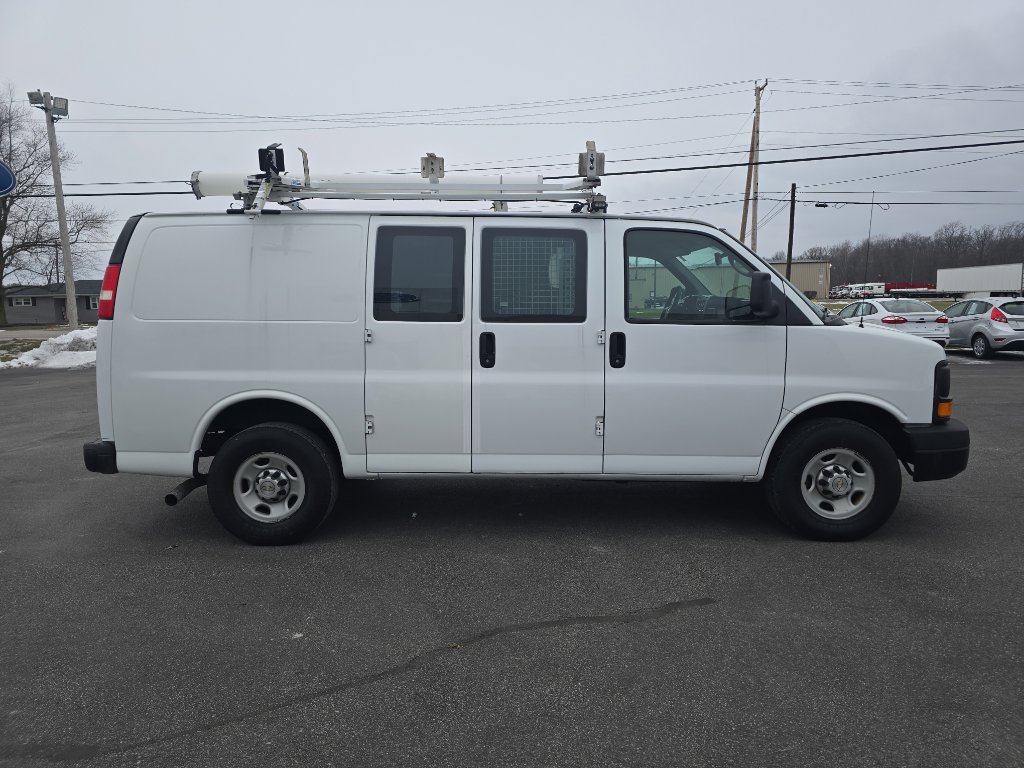 Used 2013 Chevrolet Express 2500 image 5