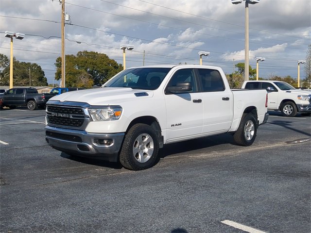 Used 2024 RAM 1500 Lone Star image 2