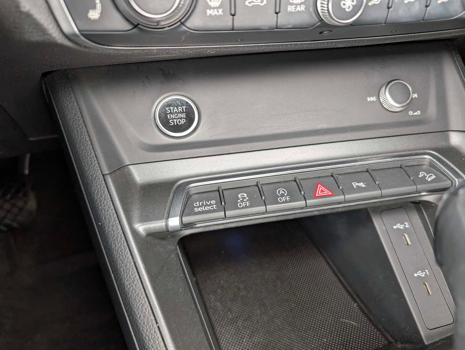 Used 2022 Audi Q3 2.0T Premium Plus image 31