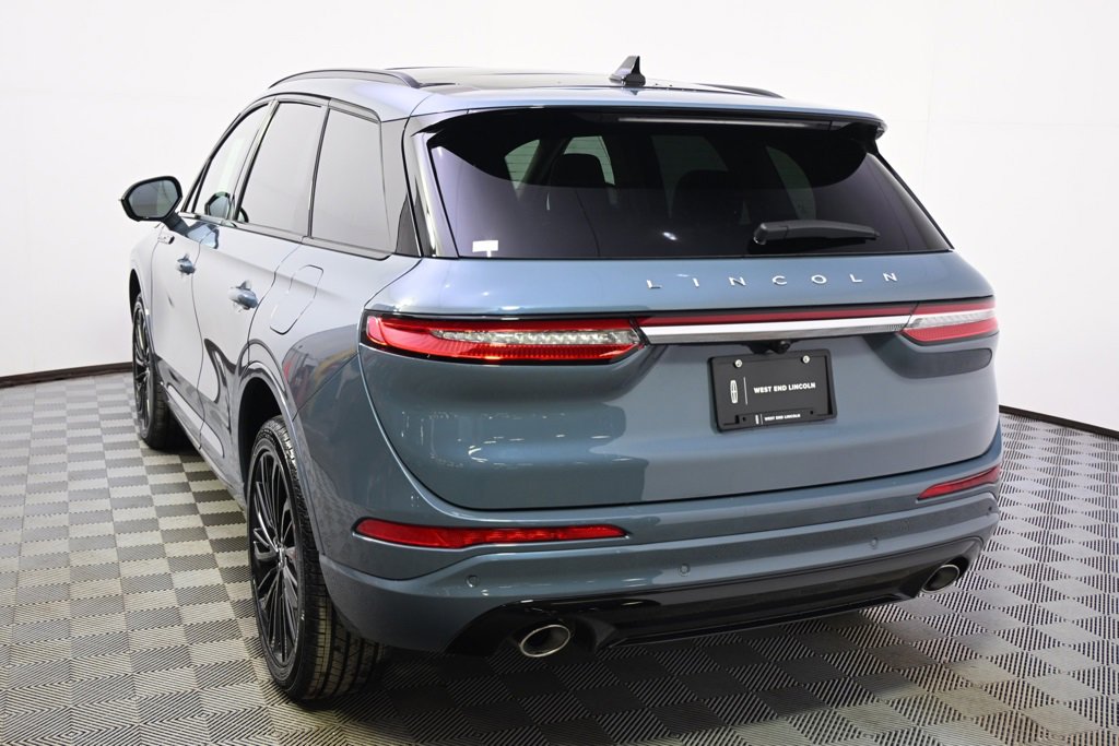 New 2026 Lincoln Corsair Premiere image 4