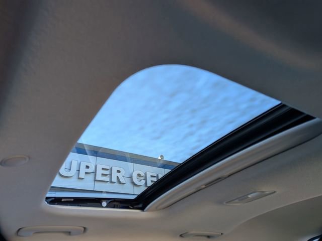 Used 2025 Hyundai Venue SEL image 27