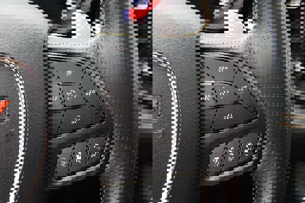 Used 2025 Dodge Durango R/T image 25