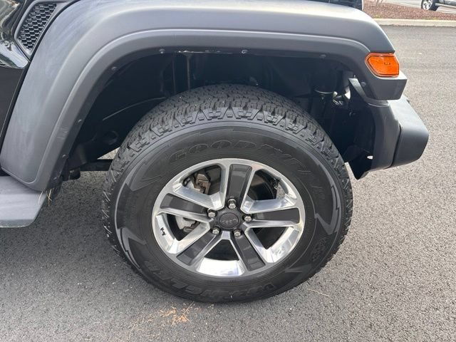 Used 2019 Jeep Wrangler Sport AWD/4WD image 15