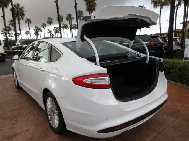 Used 2016 Ford Fusion SE w/ Equipment Group 502A image 25