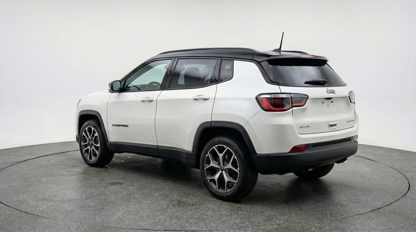 Used 2025 Jeep Compass Limited AWD/4WD image 6