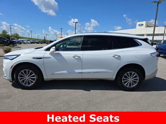 Used 2024 Buick Enclave Essence w/ Technology Package image 2
