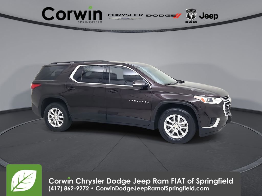 Used 2020 Chevrolet Traverse LT w/ Driver Confidence II Package AWD/4WD image 1