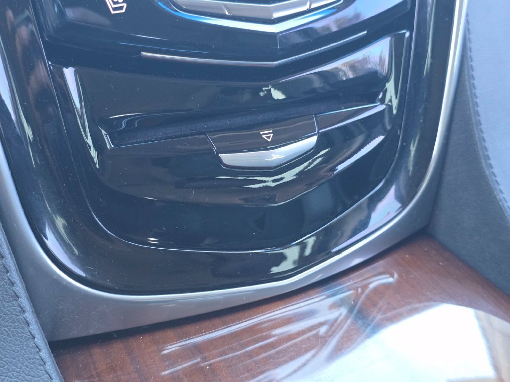Used 2020 Cadillac Escalade Luxury RWD image 29