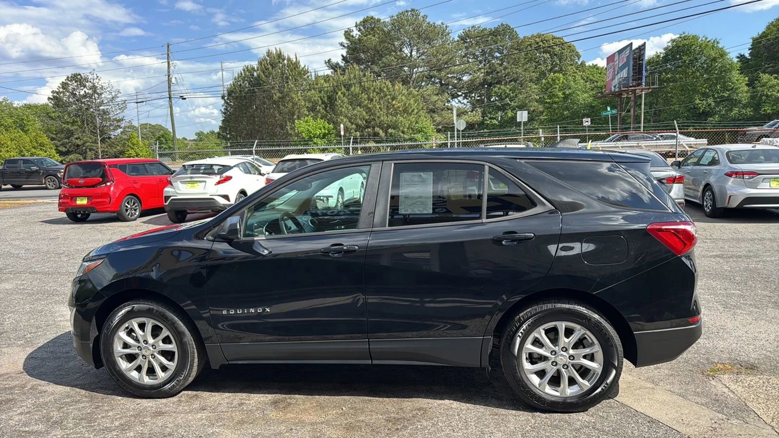 Used 2021 Chevrolet Equinox LS w/ LS Convenience Package FWD image 6