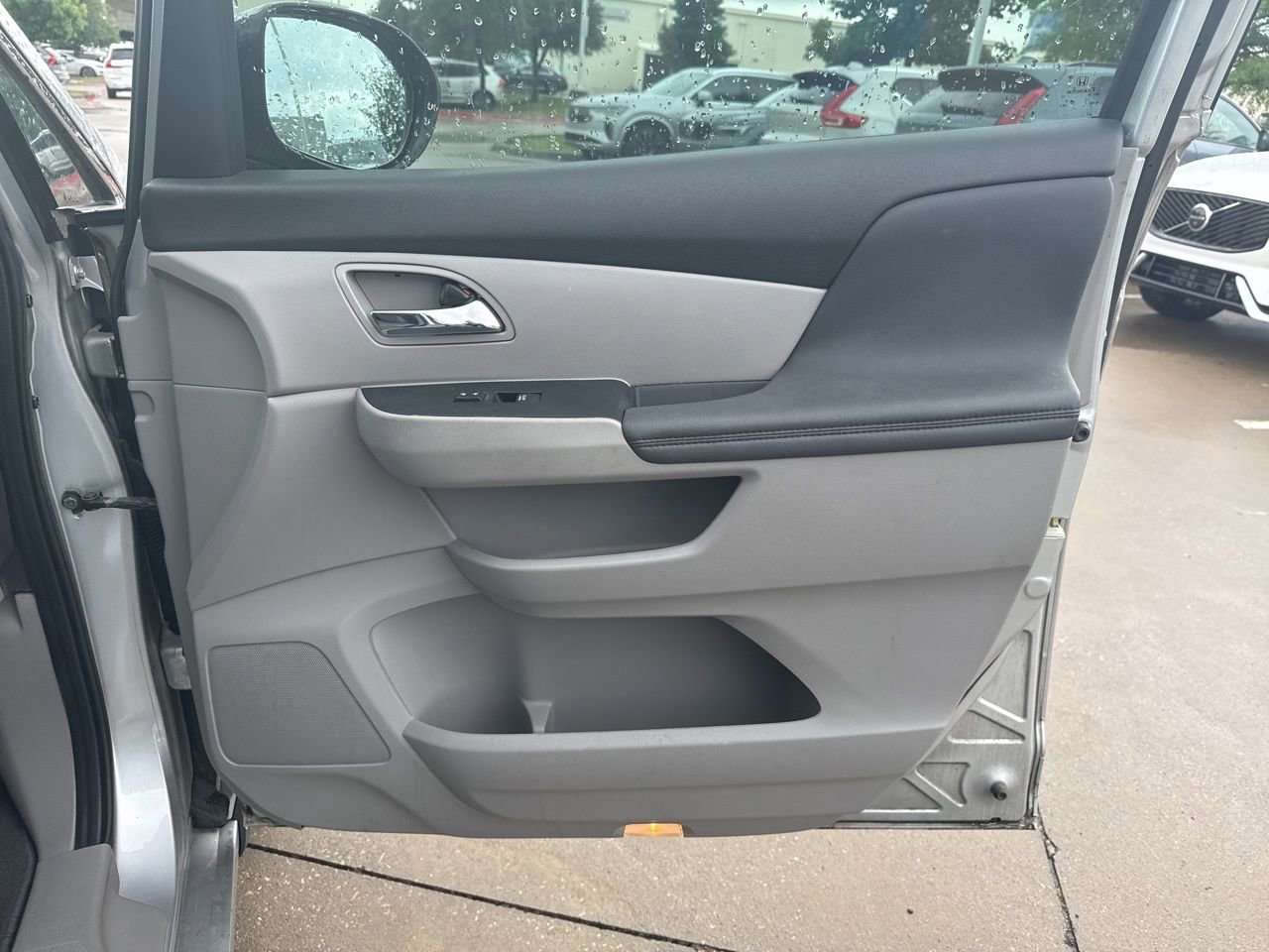 Used 2014 Honda Odyssey Touring image 10