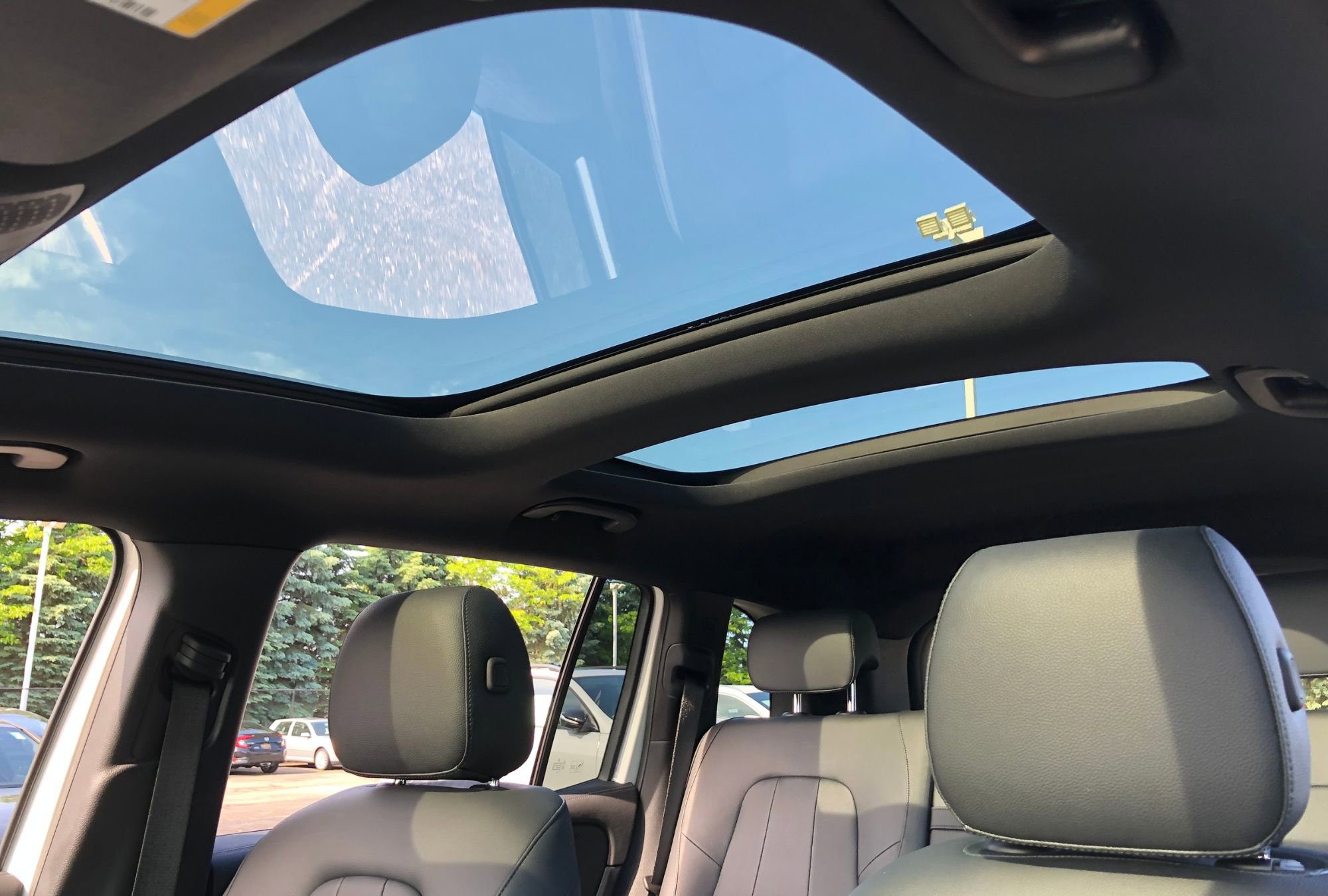 New 2022 Mercedes-Benz EQB 300 4MATIC image 31