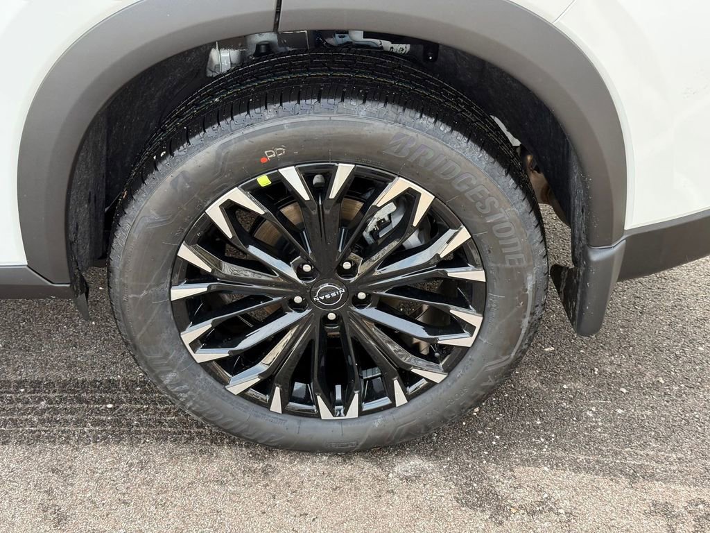 New 2026 Nissan Rogue SV image 13