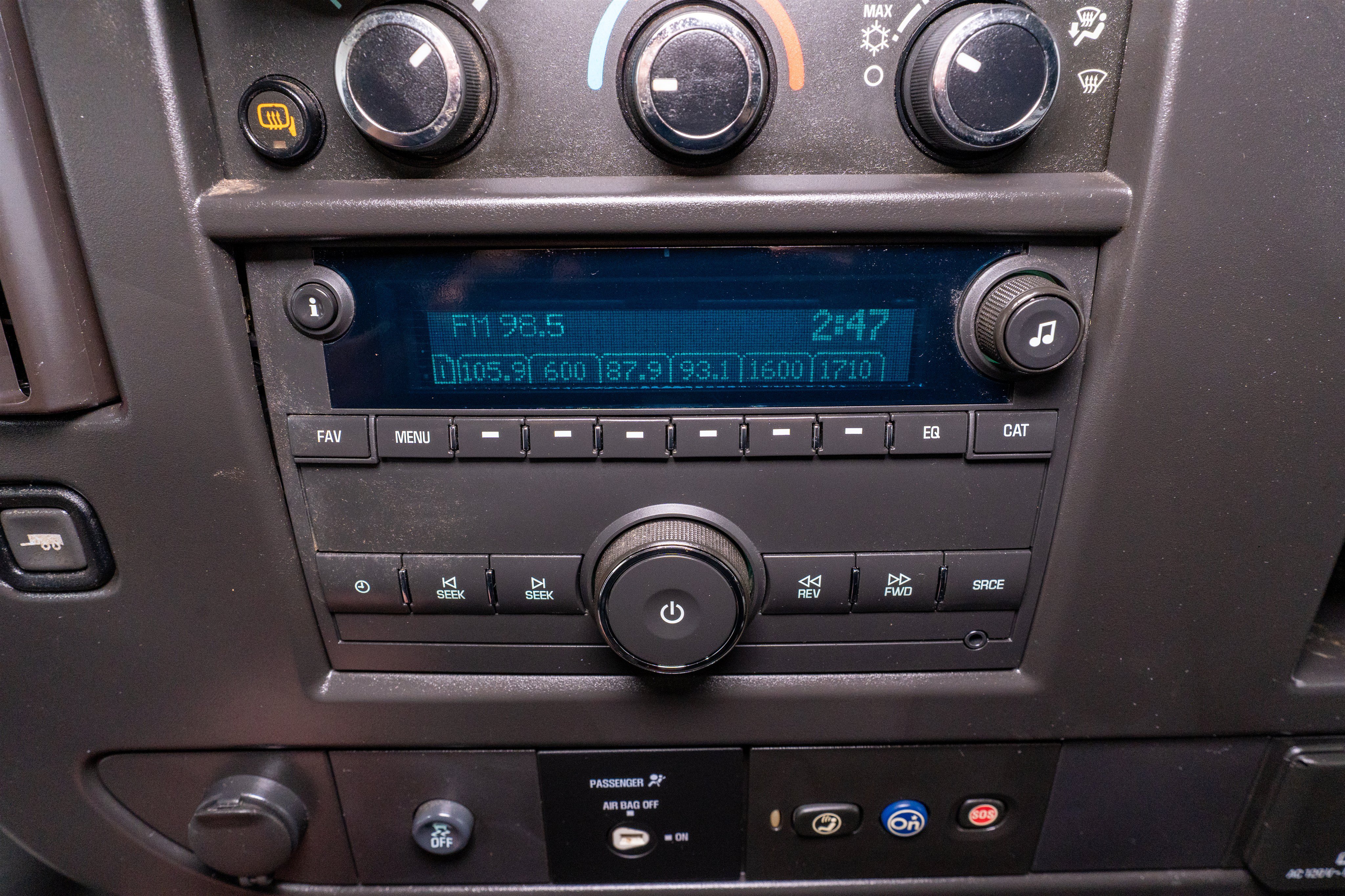 Used 2021 Chevrolet Express 2500 RWD image 20