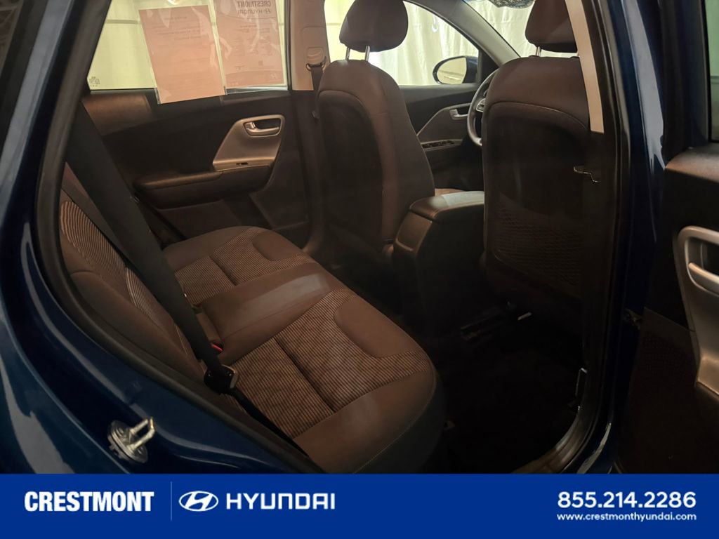 Used 2019 Kia Niro LX image 28