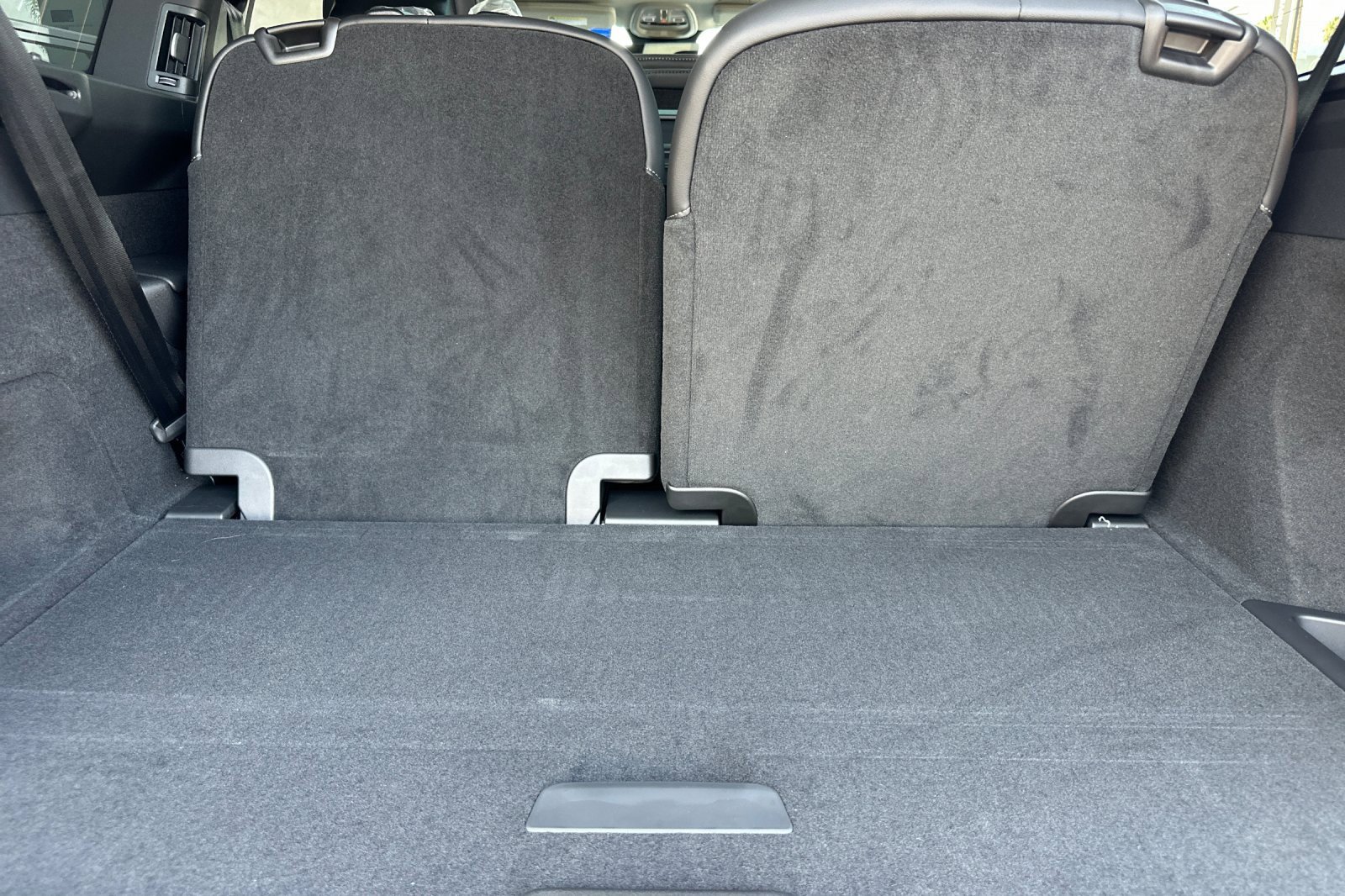New 2026 Volvo XC90 B6 Ultra w/ Protection Package image 17