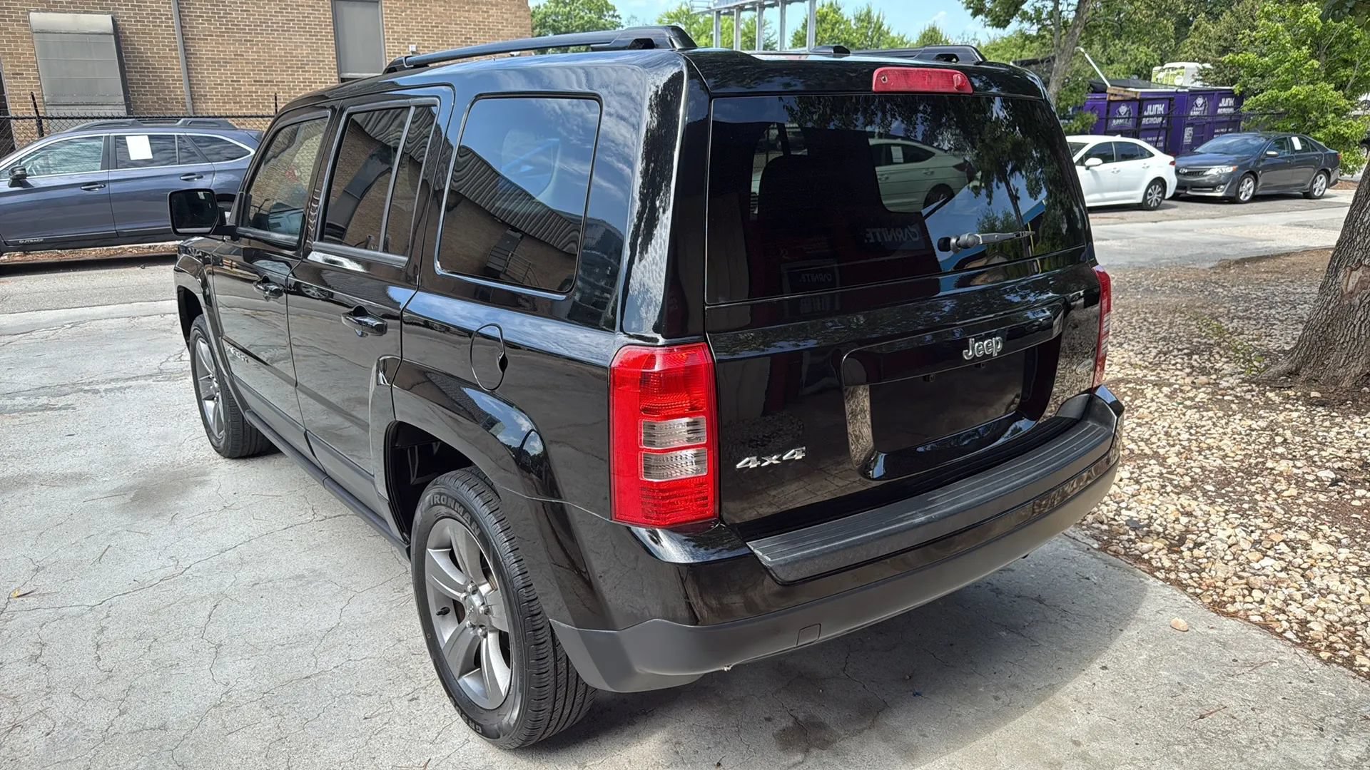 Used 2015 Jeep Patriot High Altitude AWD/4WD image 7