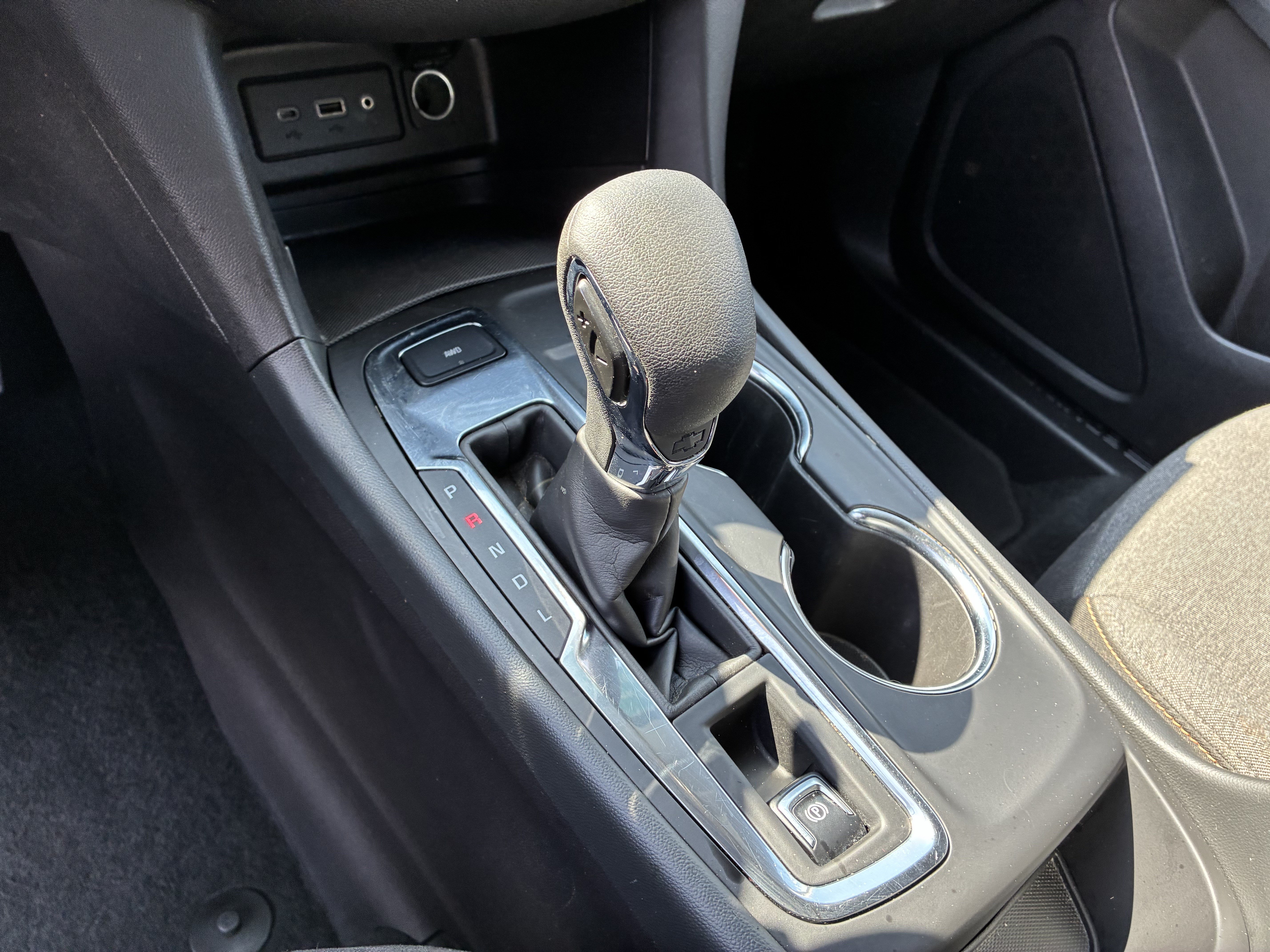 Used 2024 Chevrolet Equinox LT AWD/4WD image 34