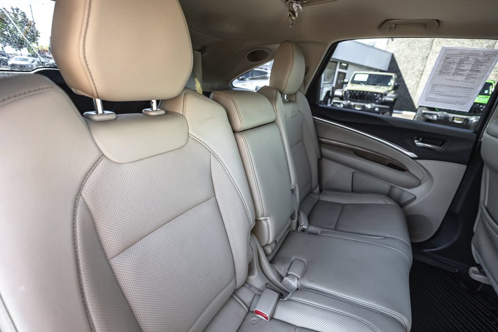 Used 2019 Acura MDX w/ Technology Package AWD/4WD image 30
