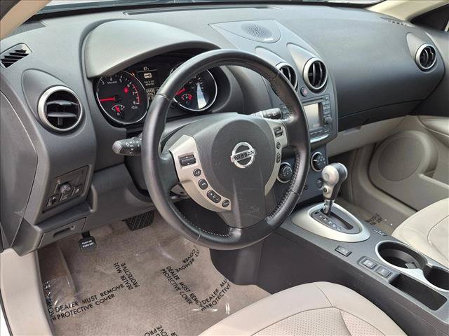 Used 2012 Nissan Rogue SL AWD/4WD image 10