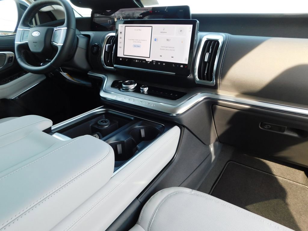 New 2026 Ford Expedition Max Platinum image 21