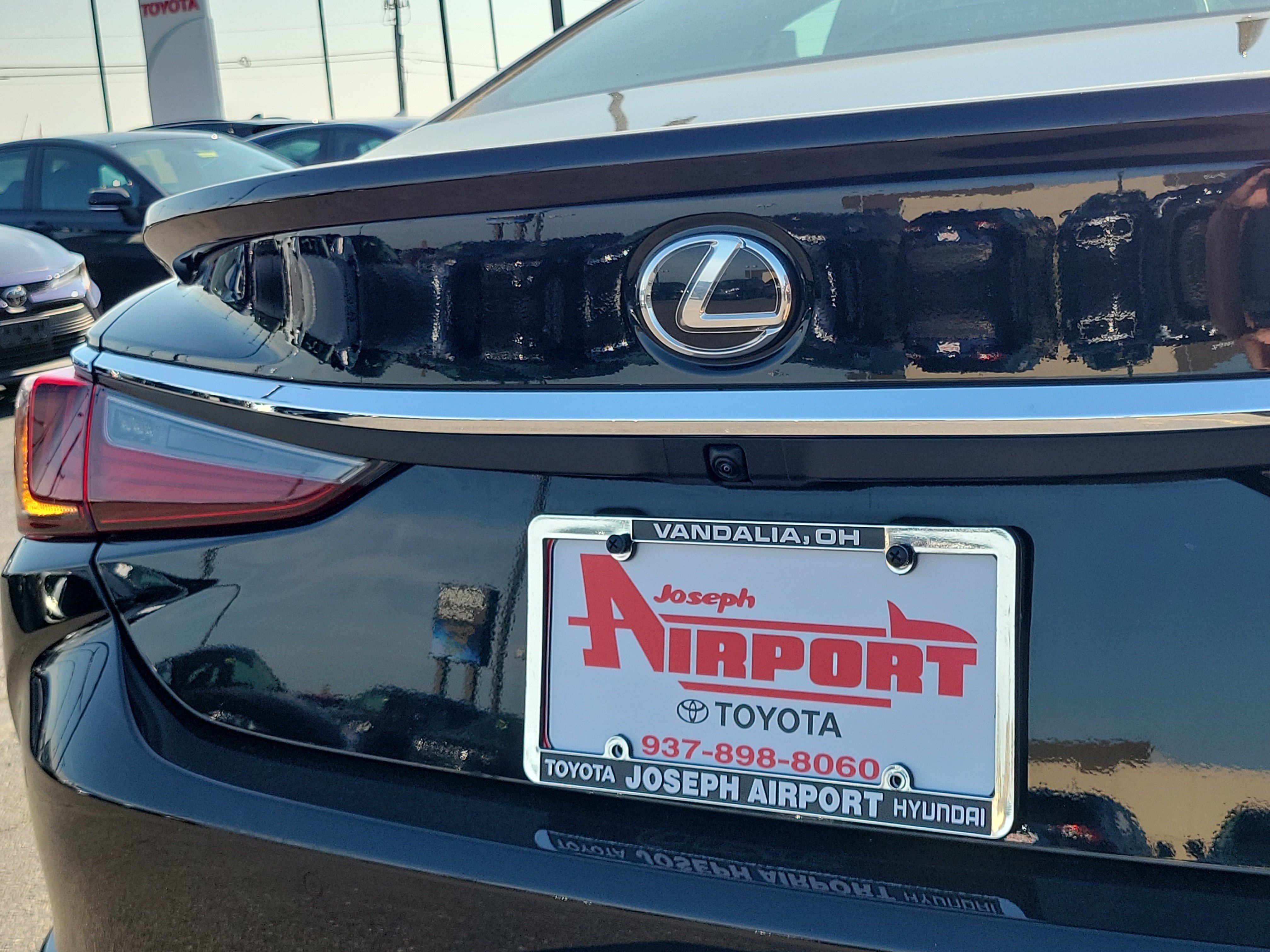 Used 2023 Lexus ES 350 w/ Premium Package FWD image 6