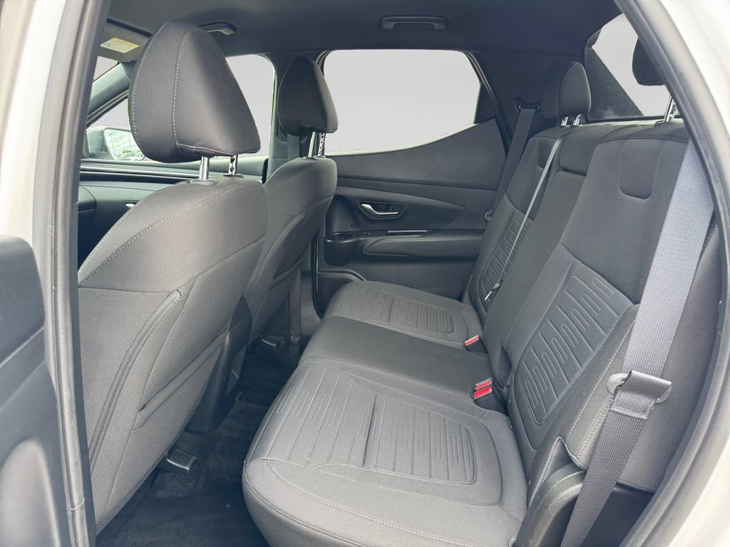 Used 2022 Hyundai Santa Cruz SE AWD/4WD image 15
