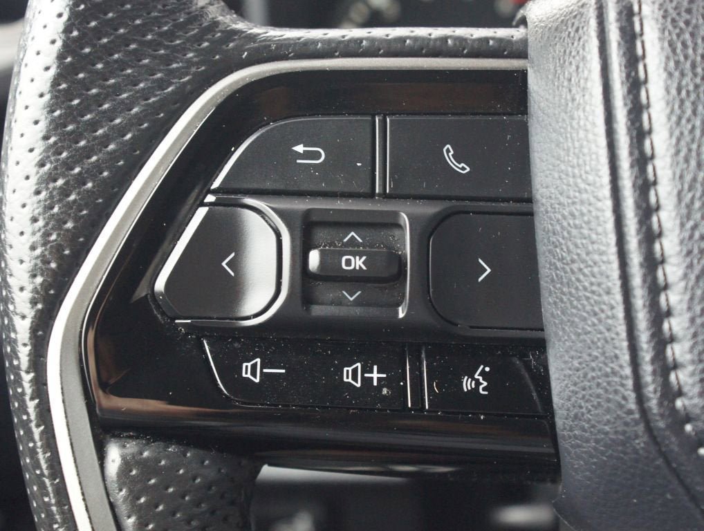 Used 2022 Toyota Tundra SR5 w/ TRD Off-Road Premium Package AWD/4WD image 10