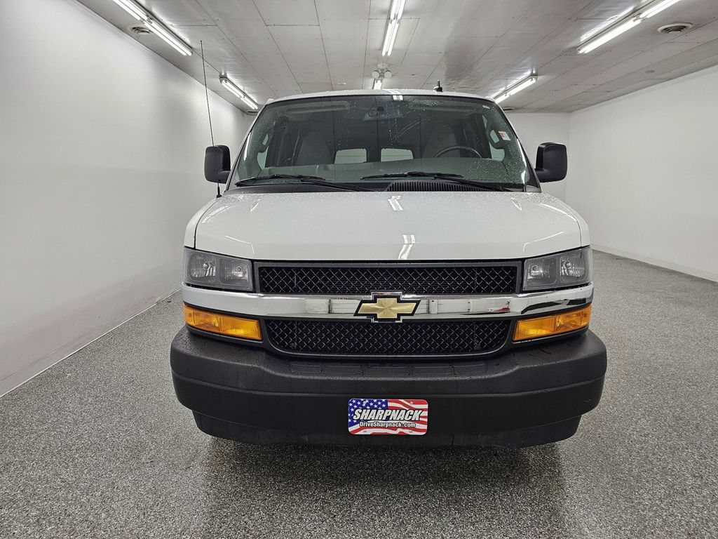 Used 2023 Chevrolet Express 3500 LS RWD image 2