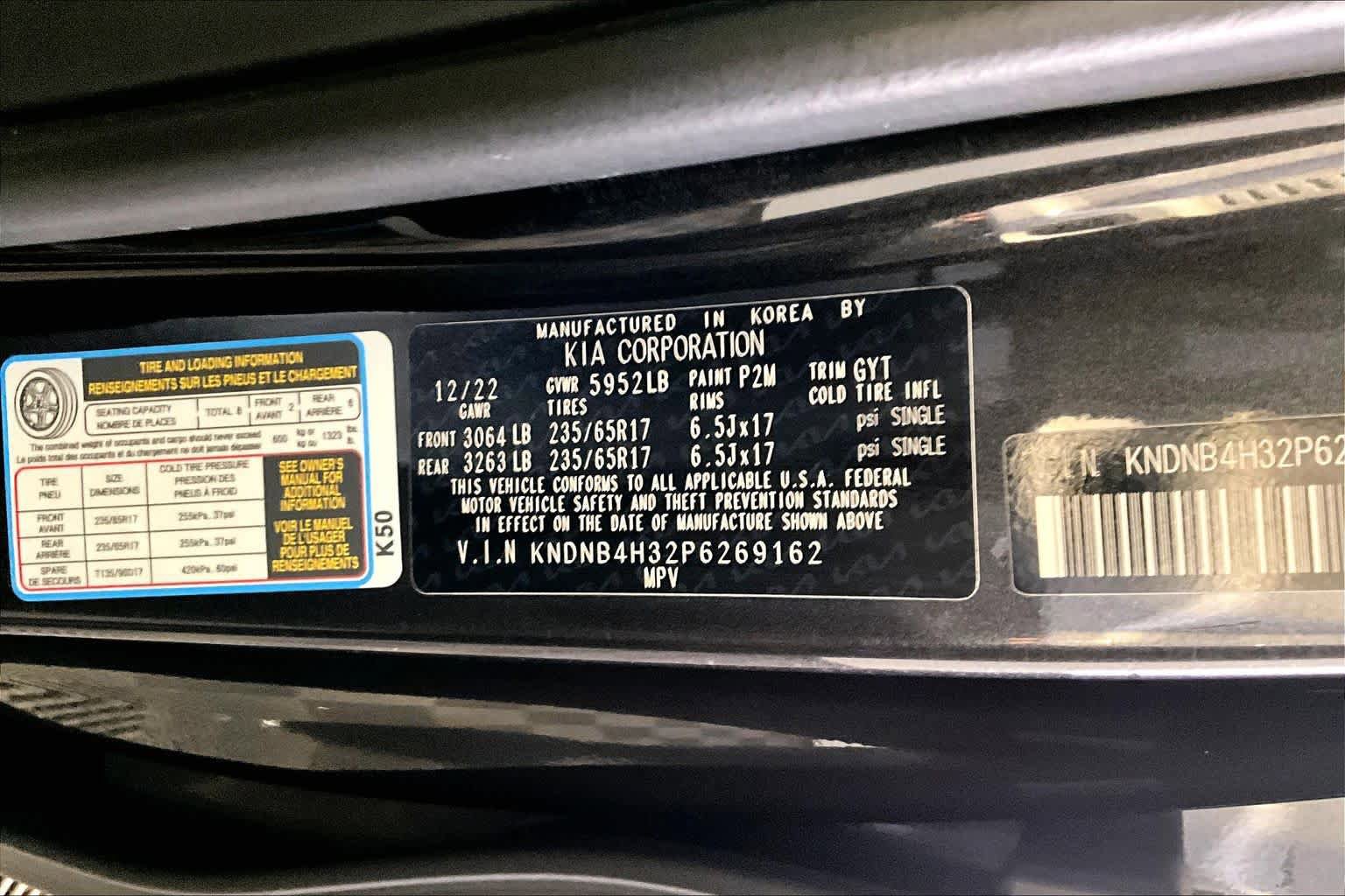 Used 2023 Kia Carnival LX FWD image 34