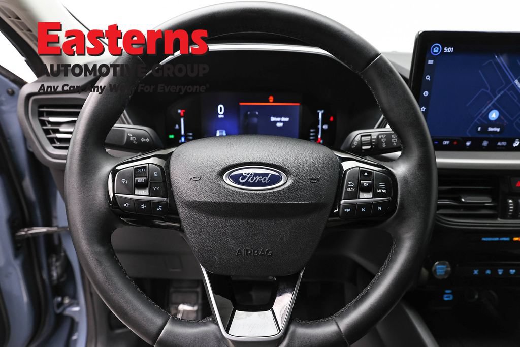 Used 2023 Ford Escape Active w/ Tech Pack #1 AWD/4WD image 10