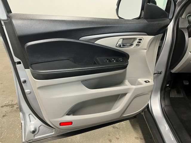 Used 2021 Honda Ridgeline RTL image 25
