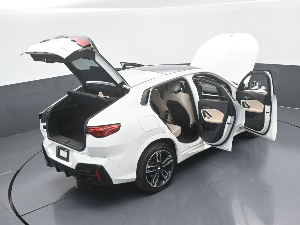 Used 2025 BMW X2 xDrive28i image 63