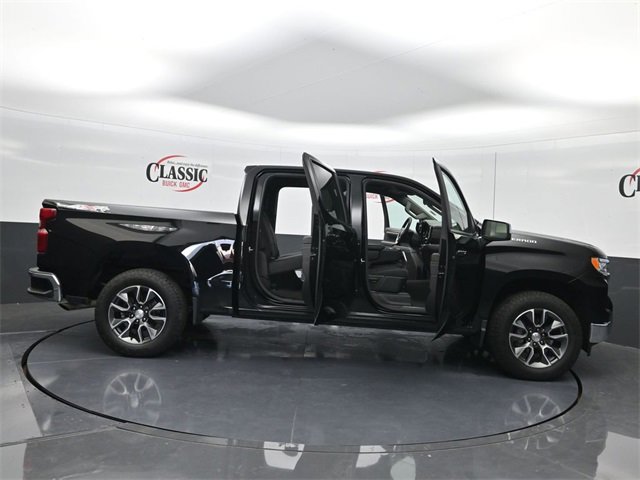 Used 2024 Chevrolet Silverado 1500 LT image 25