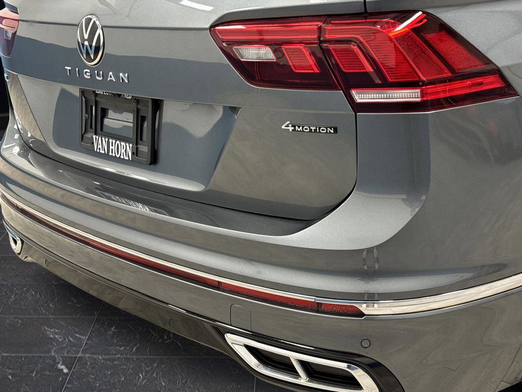 Used 2024 Volkswagen Tiguan SEL R-Line image 33