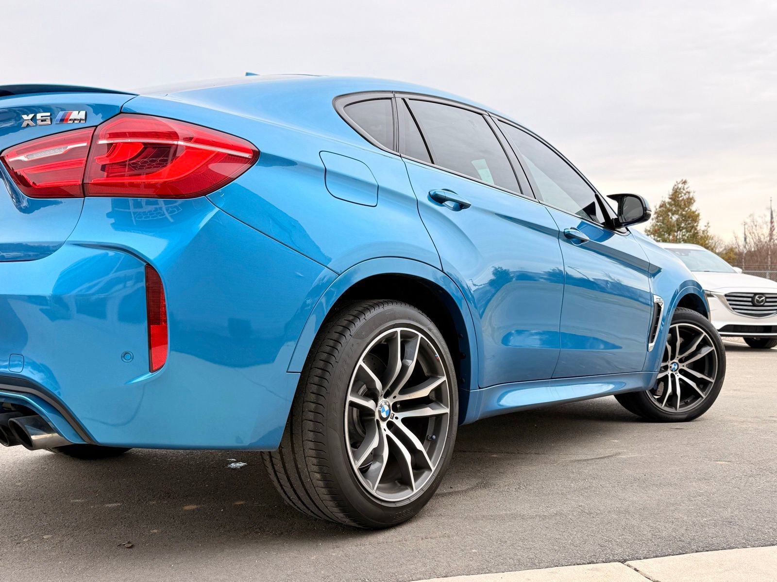 Used 2016 BMW X6 M image 15