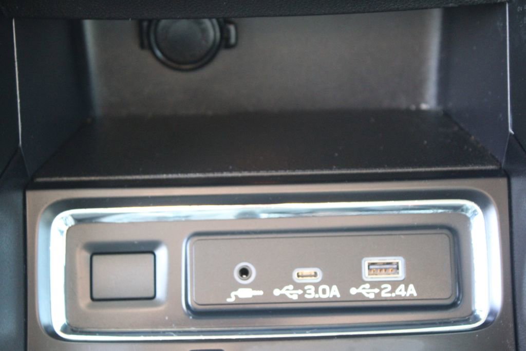 Used 2024 Subaru Ascent Premium w/ Convenience Package image 20