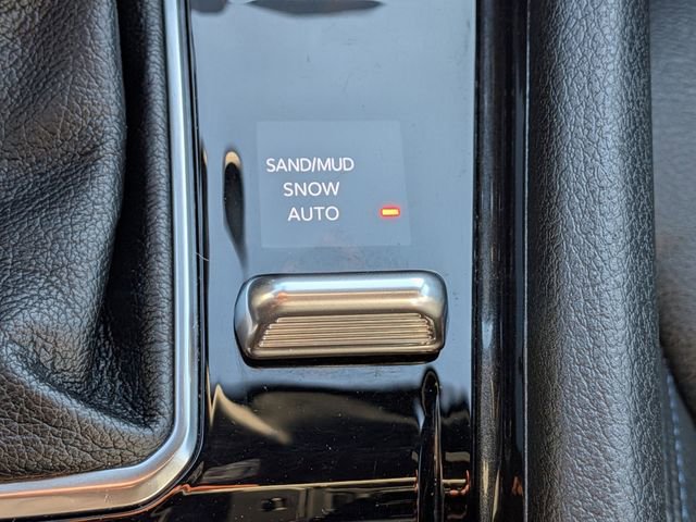 Used 2024 Jeep Compass Latitude image 23